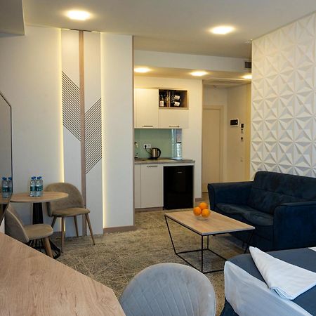 Rooftop Apart-Hotel Jerevan Buitenkant foto